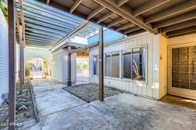 Exterior Front Entry
