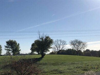 17 Lazy Brook Dr, West Branch, IA 52358 - photo 3