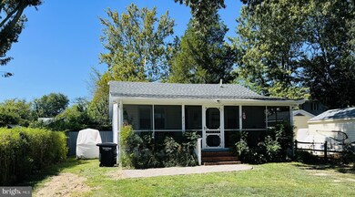 711 Lossing Ave, Colonial Beach, VA 22443 - photo 3