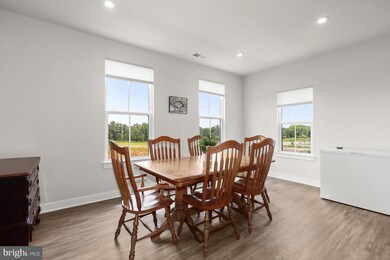 10036 -B American Pharoah Ln unit 84, Laurel, MD 20723 - photo 4