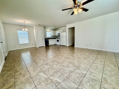 26680 Pools Creek Dr, Huntsville, TX 77320 - photo 3