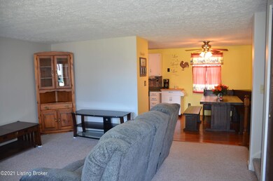 024AE894-D599-45C5-9FAD-26F4C1BE7FA2