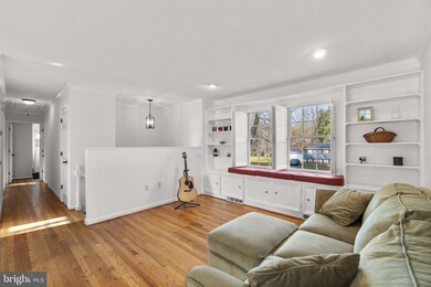 1009 Courtland Dr, Sykesville, MD 21784 - photo 5