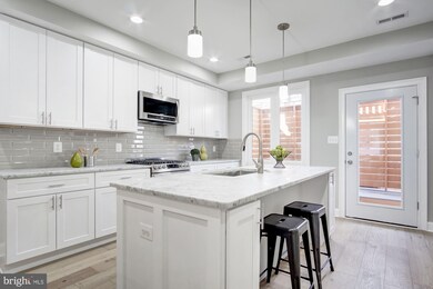 1118 4th St NE, Washington, DC 20002 - photo 3