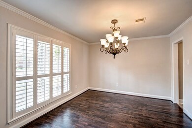 466 Yorkchester Dr, Houston, TX 77079 - photo 5