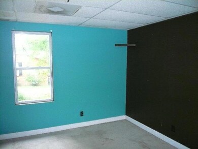 715 Oak St, Manchester, TN 37355 - photo 5