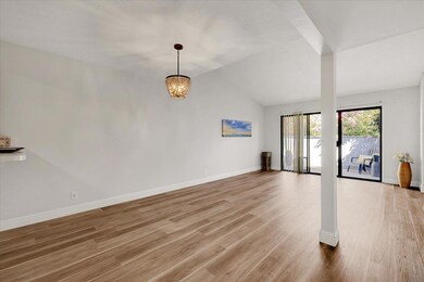 1370 Dustin Dr unit 14, Yuba City, CA 95993 - photo 4