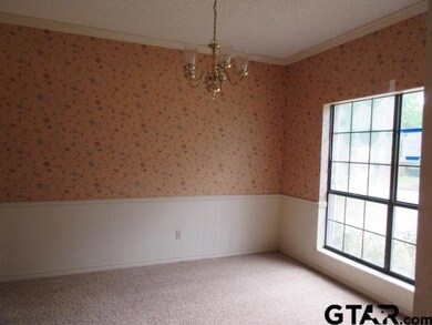 704 704 Becky Dr, Tyler, TX 75703 - photo 3