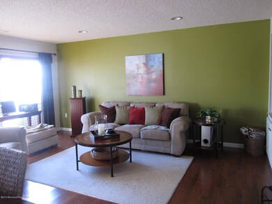 36 Madison Ct, Tinton Falls, NJ 07712 - photo 7