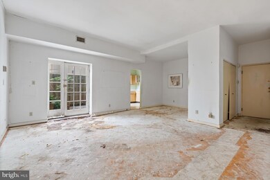 1669 Columbia Rd NW unit 113, Washington, DC 20009 - photo 2