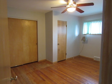 440 Prairie Ave, Naperville, IL 60540 - photo 2