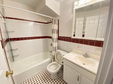 32 Bow St unit 2, Somerville, MA 02143 - photo 4