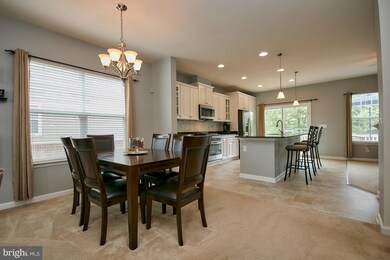 9052 Isabel Ln, Manassas Park, VA 20111 - photo 5