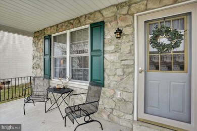 240 Bainbridge Cir, Reading, PA 19608 - photo 2