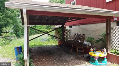 143 Harden Dr, Berkeley Springs, WV 25411 - photo 7