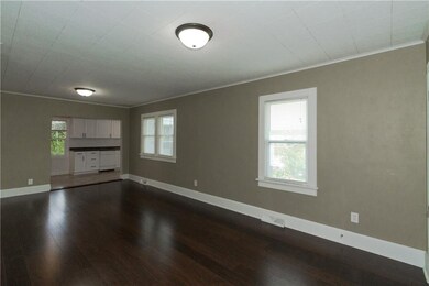 610 Palmer Place, Des Moines, IA 50315 - photo 4