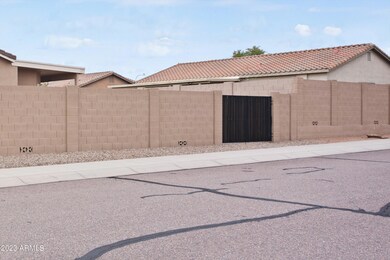 05-2764 W 18 Ave-5