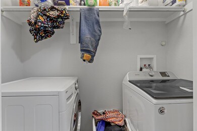 311 W Bond St, Denison, TX 75020 - photo 7