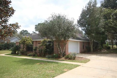 Driveway extends 14' past the garage!