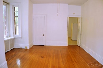 2367 Fairview Ave, Cincinnati, OH 45219 - photo 6