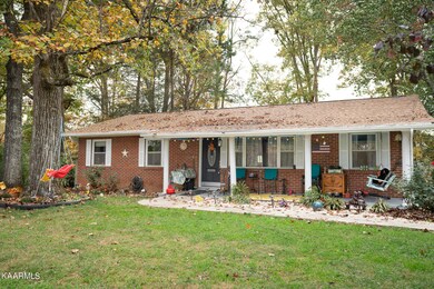 423 Highland View Dr, Knoxville, TN 37920 - photo 2