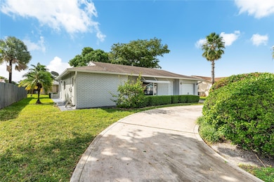 9608 NW 67th St, Tamarac, FL 33321 - photo 2