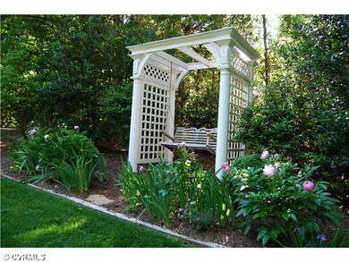 Yard/Garden - You can relax in the swing enjoying 