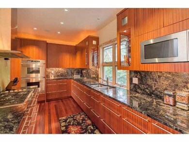 1562 Rustic Hills Dr, Saint Paul, MN 55121 - photo 7