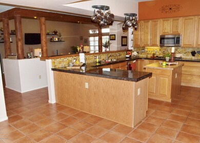 Huge Cook's Kitchen