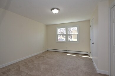 6 Phillips St, Worcester, MA 01604 - photo 5
