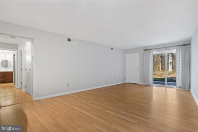 5778 Rexford Ct unit 5778J, Springfield, VA 22152 - photo 5