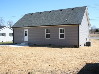 Lapboard siding, 30 yr roof, built by Cheatham Construction.