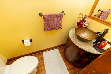 51529 Field Pointe Ln, Granger, IN 46530 - photo 7