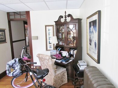 7 Abbott St unit 1, Wellesley, MA 02482 - photo 4