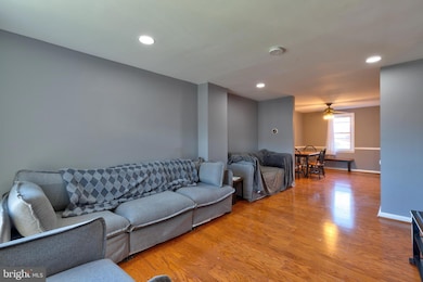 7817 Saint Fabian Ln, Dundalk, MD 21222 - photo 3