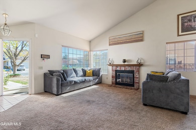 43653 Serenity Ct unit 1, Lancaster, CA 93535 - photo 4