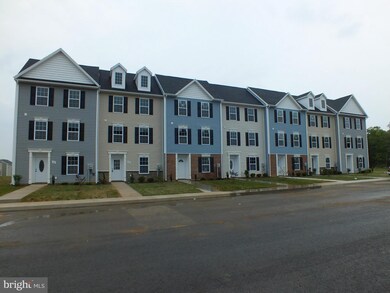 19 Hanger Ct, Inwood, WV 25428 - photo 4