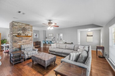 8642 Plum Lake Dr, Houston, TX 77095 - photo 4