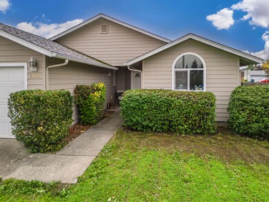 2853 Galaxy Way, Grants Pass, OR 97527 - photo 6