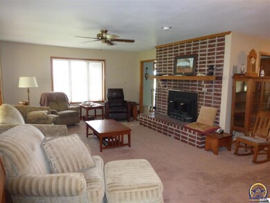 14893 126th Rd, Hoyt, KS 66440 - photo 2