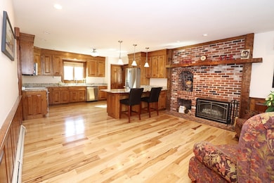 5 Jonathan Ln, West Townsend, MA 01474 - photo 4