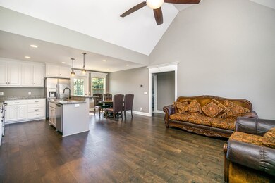 318 Shelby Cir, Shelbyville, TN 37160 - photo 3