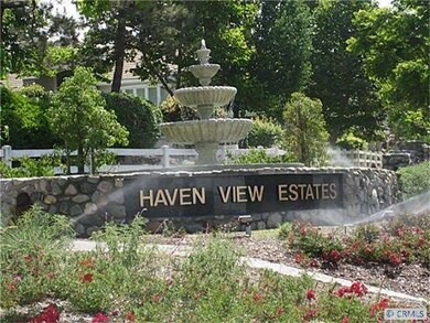 Heights at Haven View Community Monument