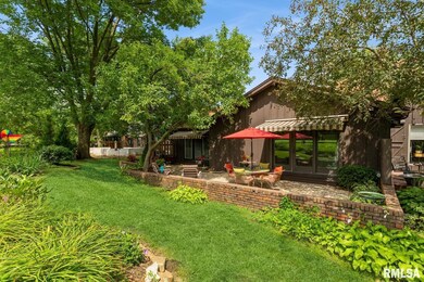 6401 Utica Ridge Rd unit 4, Davenport, IA 52807 - photo 5