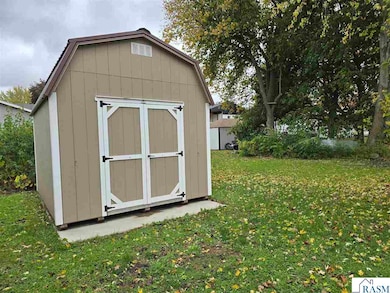 18294 Sperl Ave, New Ulm, MN 56073 - photo 6