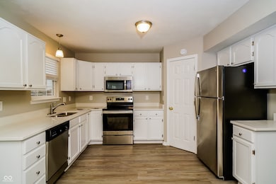 1991 Calvert Cir, Greenwood, IN 46143 - photo 4