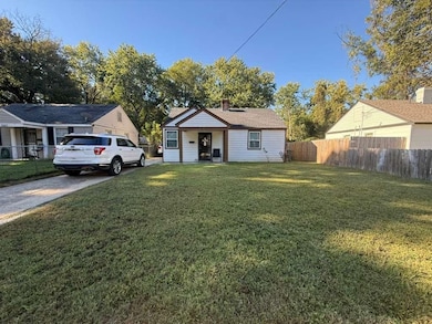 3623 N Lloyd Cir, Memphis, TN 38108 - photo 2