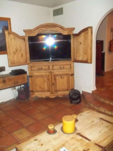 Family Room 1