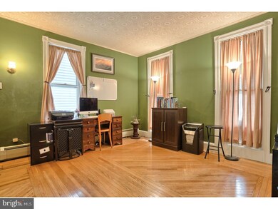 215 N Lehigh St, Tamaqua, PA 18252 - photo 6