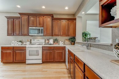 105-Kitchen_1